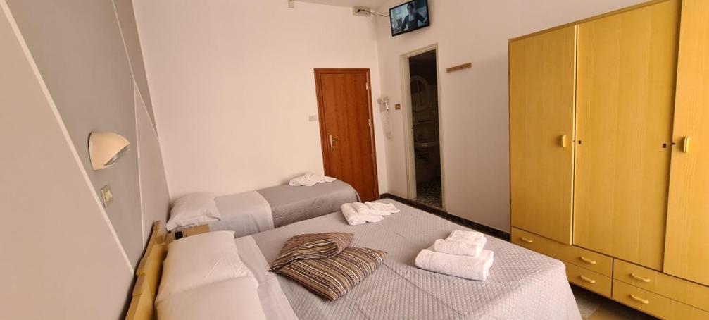 Hotel Astoria Riccione Exteriör bild