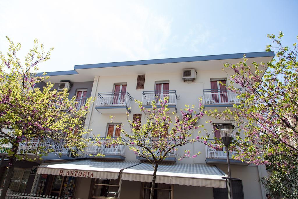 Hotel Astoria Riccione Exteriör bild